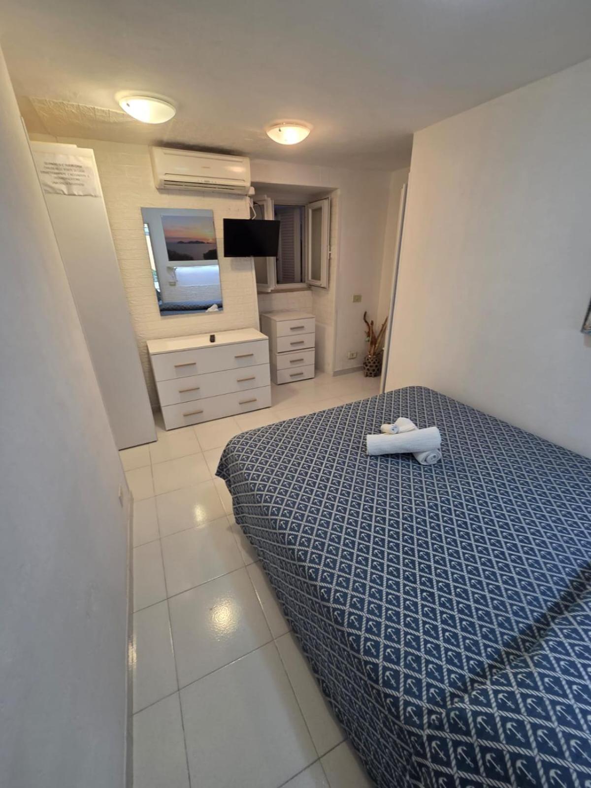 Agenzia Aprea Appartamenti Ponza Luaran gambar